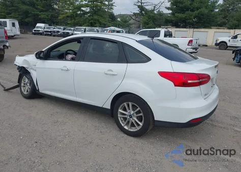 2017 Ford Focus Se z USA, uszkodzony, nr VIN 1FADP3F26HL319104
